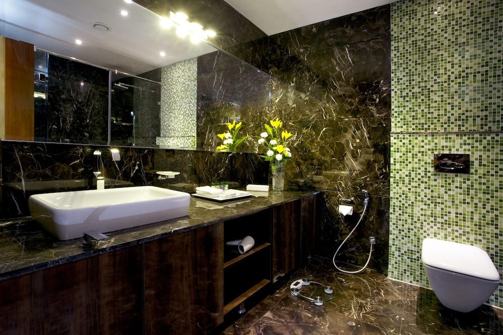 Hotel Atrio By Devam Gurgaon Zewnętrze zdjęcie