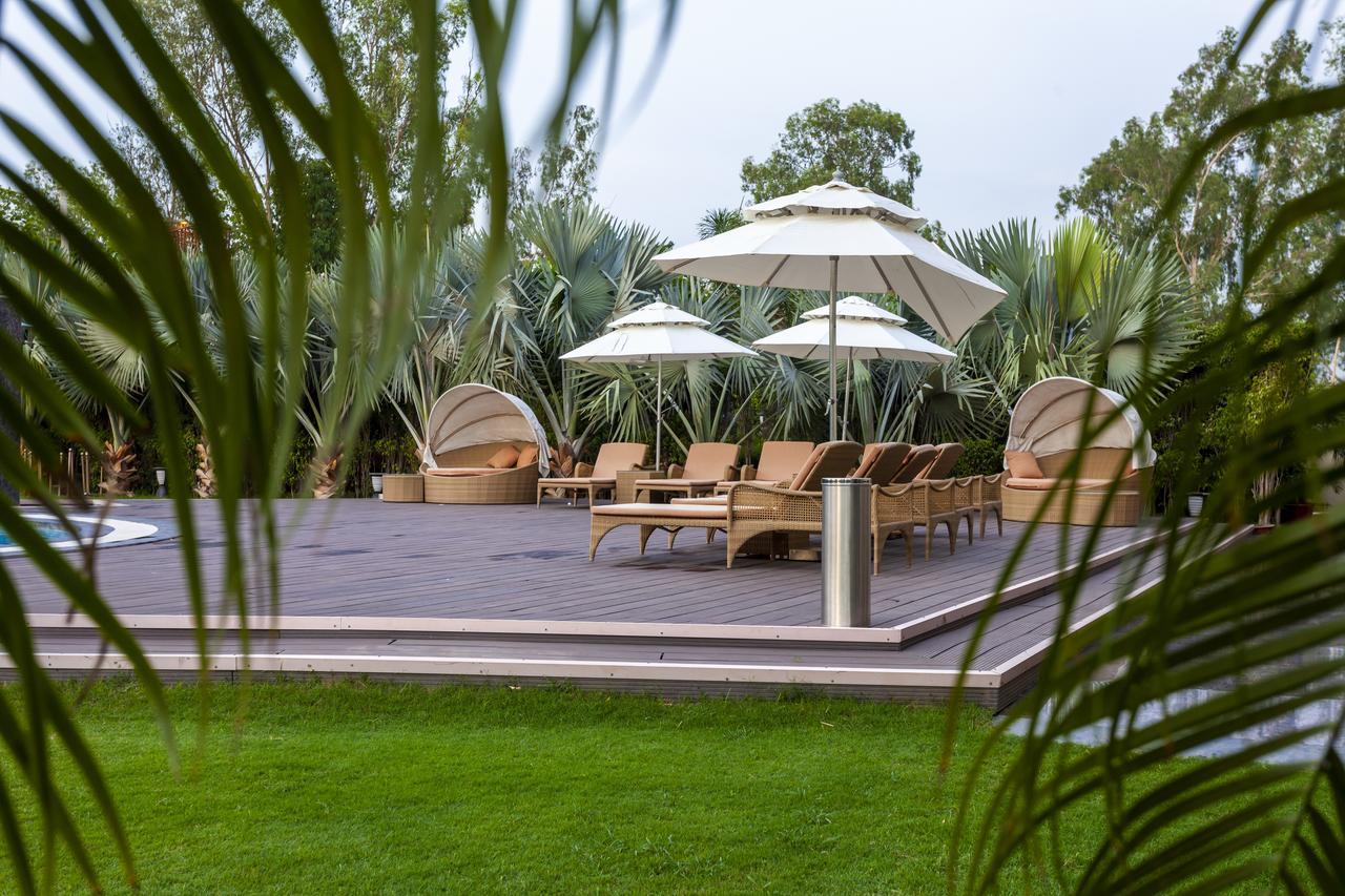 Hotel Atrio By Devam Gurgaon Zewnętrze zdjęcie