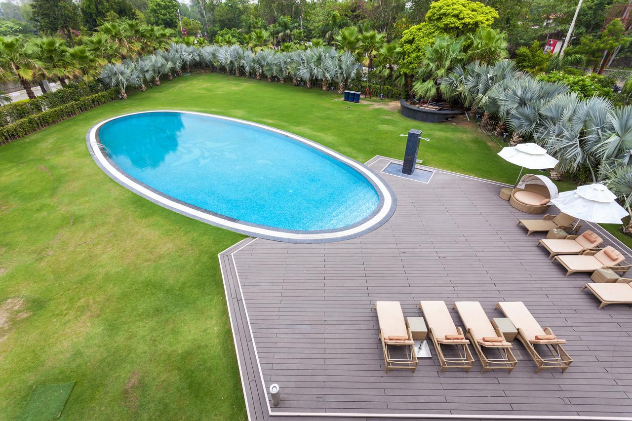 Hotel Atrio By Devam Gurgaon Zewnętrze zdjęcie